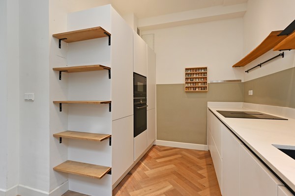 Medium property photo - Pijnboomstraat 3, 2565 ZH Den Haag